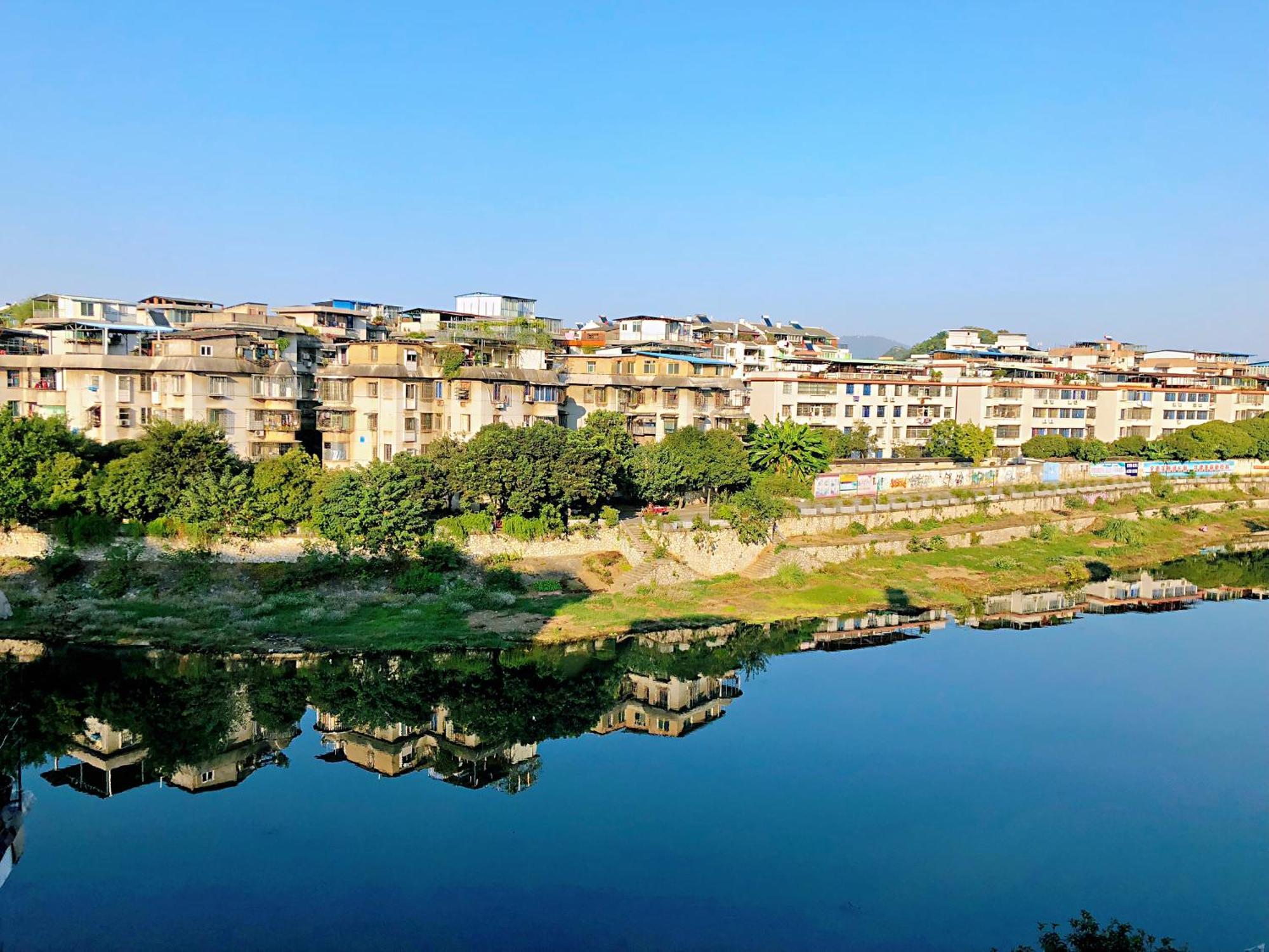 Lakeside Inn Guilin Eksteriør billede